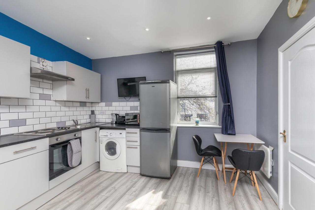 Stockton Town Centre Studio Apartments Free Parking And Wi-Fi Экстерьер фото