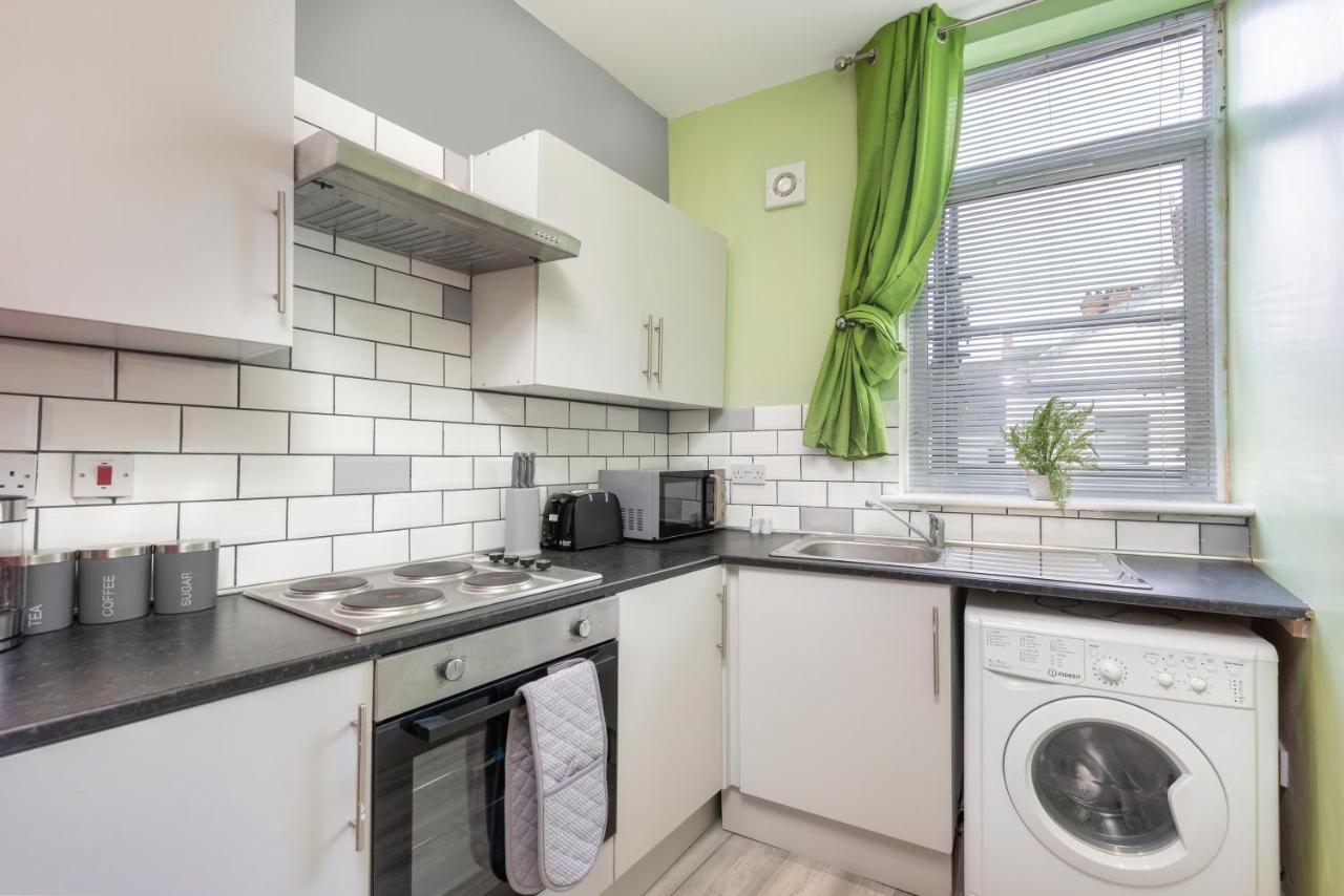 Stockton Town Centre Studio Apartments Free Parking And Wi-Fi Экстерьер фото
