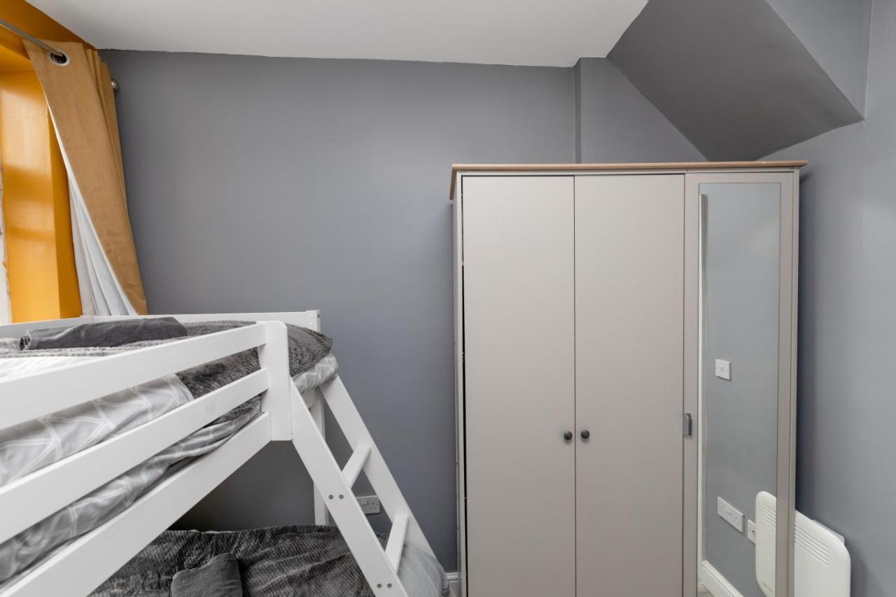Stockton Town Centre Studio Apartments Free Parking And Wi-Fi Экстерьер фото