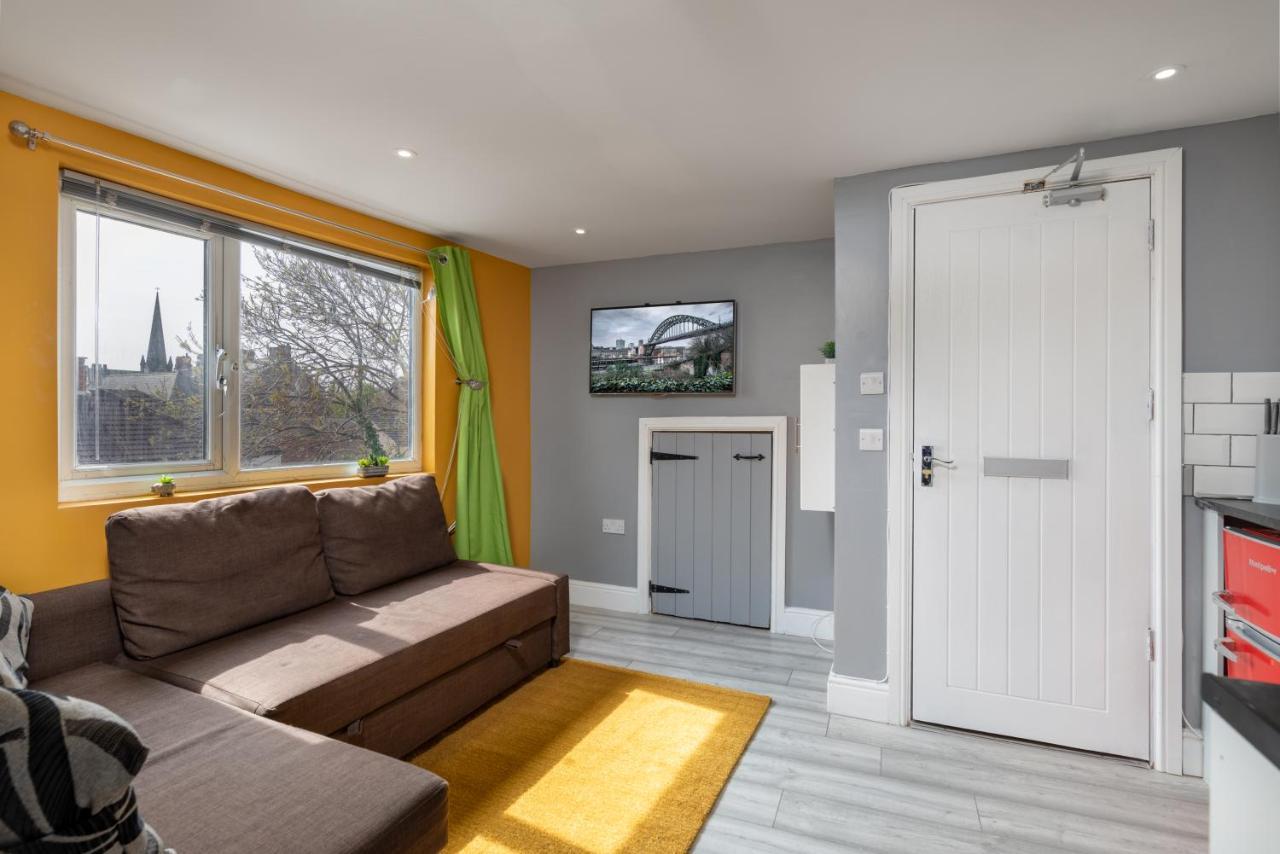 Stockton Town Centre Studio Apartments Free Parking And Wi-Fi Экстерьер фото